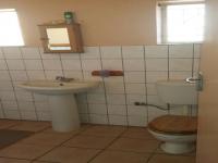 Bathroom 2 of property in Klerksdorp