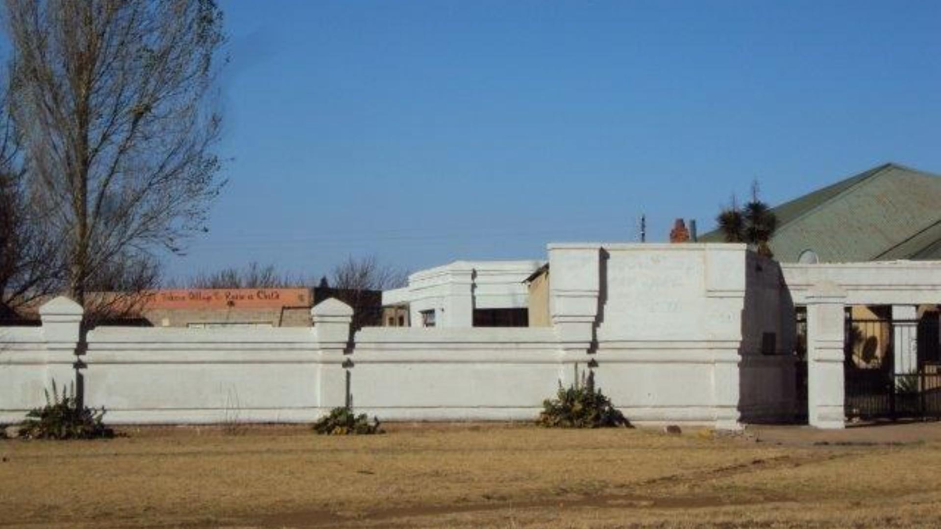 Front View of property in Johannesburg Central