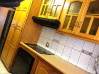 Kitchen of property in Sunnyside