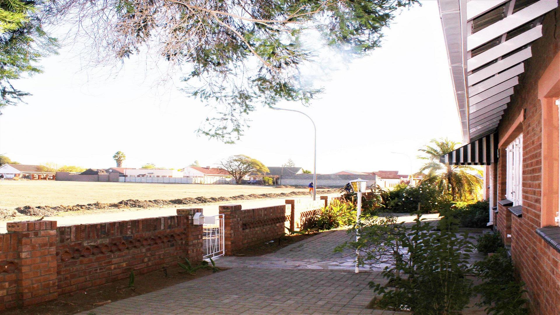 Front View of property in Kimberley