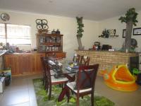 Dining Room - 17 square meters of property in Dalview