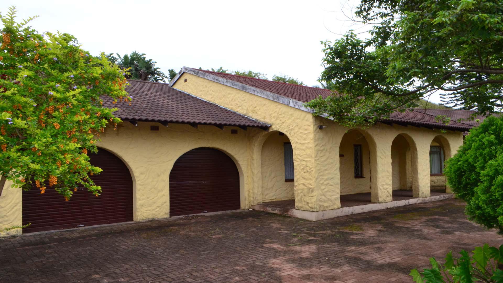 Front View of property in Shelly Beach