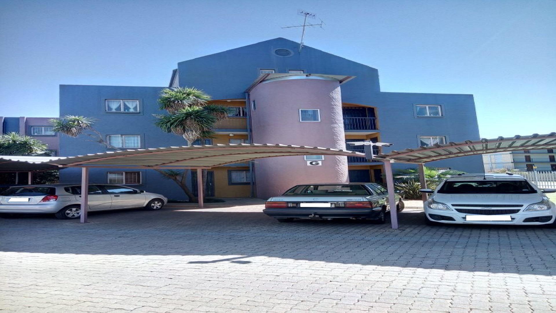 Front View of property in Potchefstroom