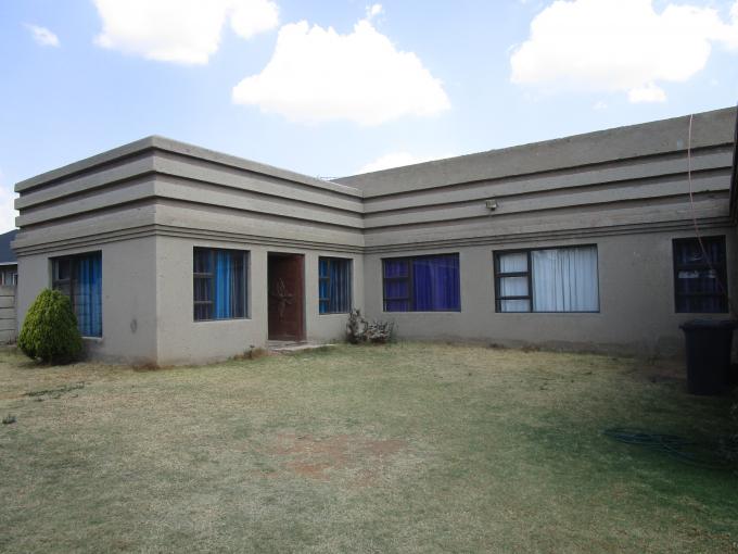 Standard Bank EasySell 5 Bedroom House for Sale in Nigel - MR167416 - MyRoof