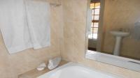 Bathroom 1 of property in Parys