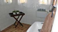 Bathroom 1 - 5 square meters of property in Hazyview