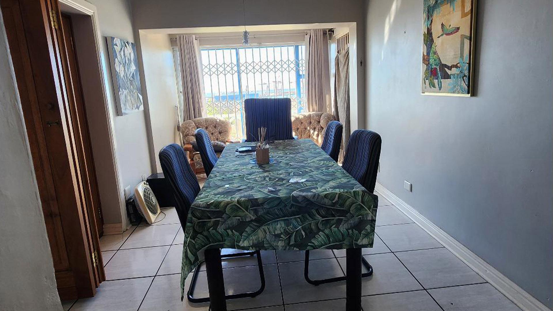Dining Room of property in Port Elizabeth Central