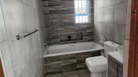 Bathroom 2 of property in Port Elizabeth Central