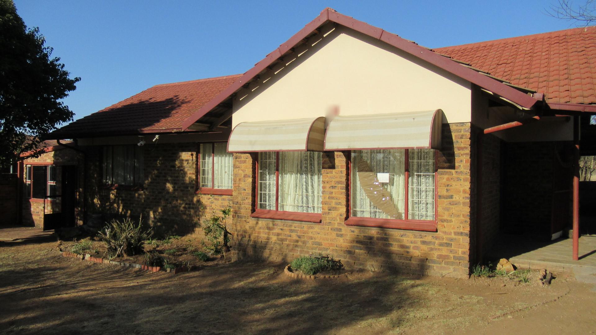 Front View of property in Bronkhorstspruit