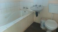 Bathroom 1 - 3 square meters of property in Windmill Park