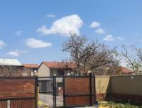 Front View of property in Vorna Valley