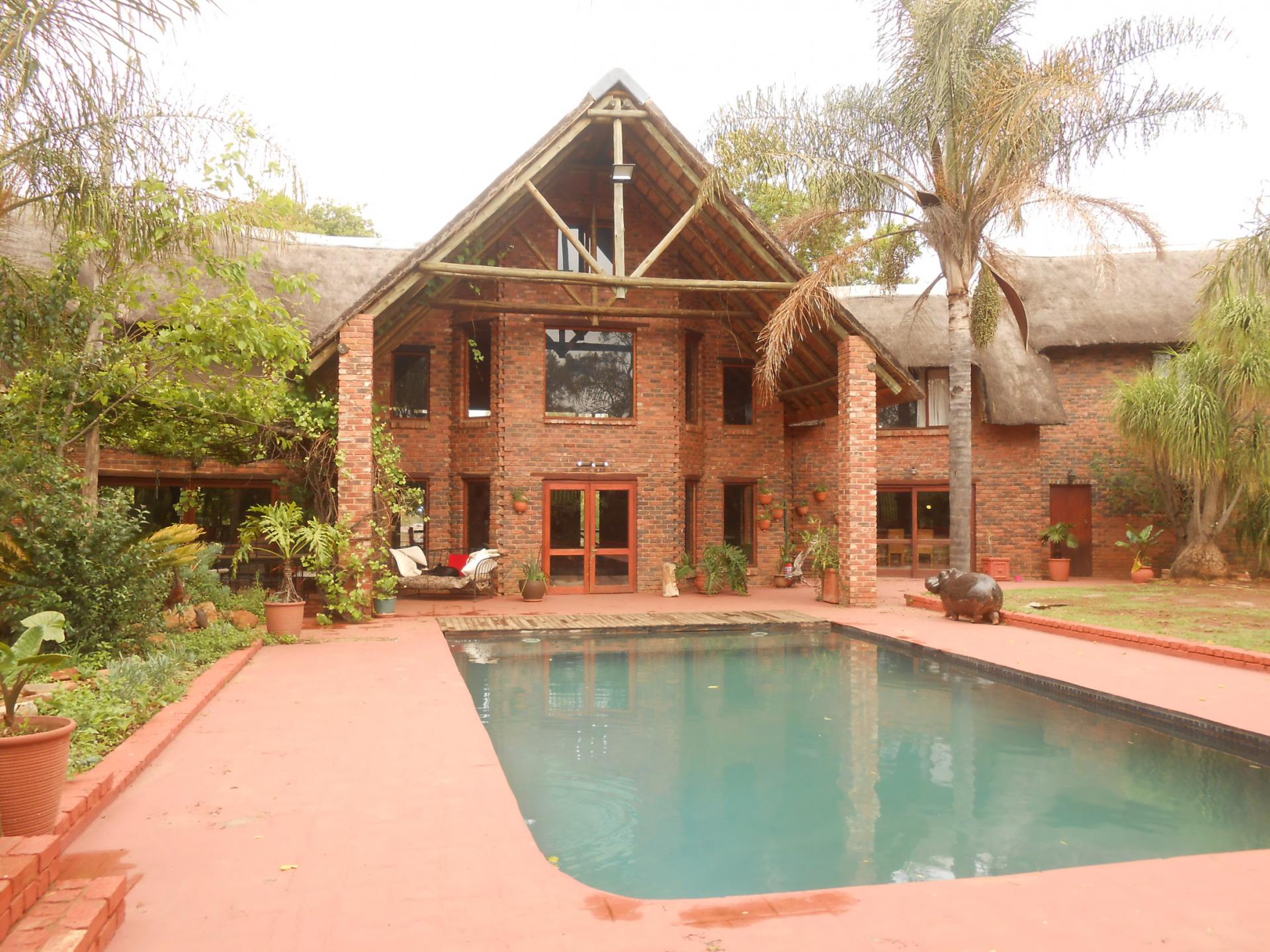 Front View of property in Muldersdrift