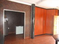 Kitchen - 38 square meters of property in Estera