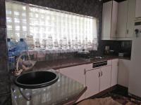 Kitchen - 85 square meters of property in Krugersdorp