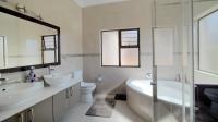 Main Bathroom - 11 square meters of property in Hartbeespoort