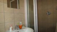 Main Bathroom - 3 square meters of property in Rustenburg