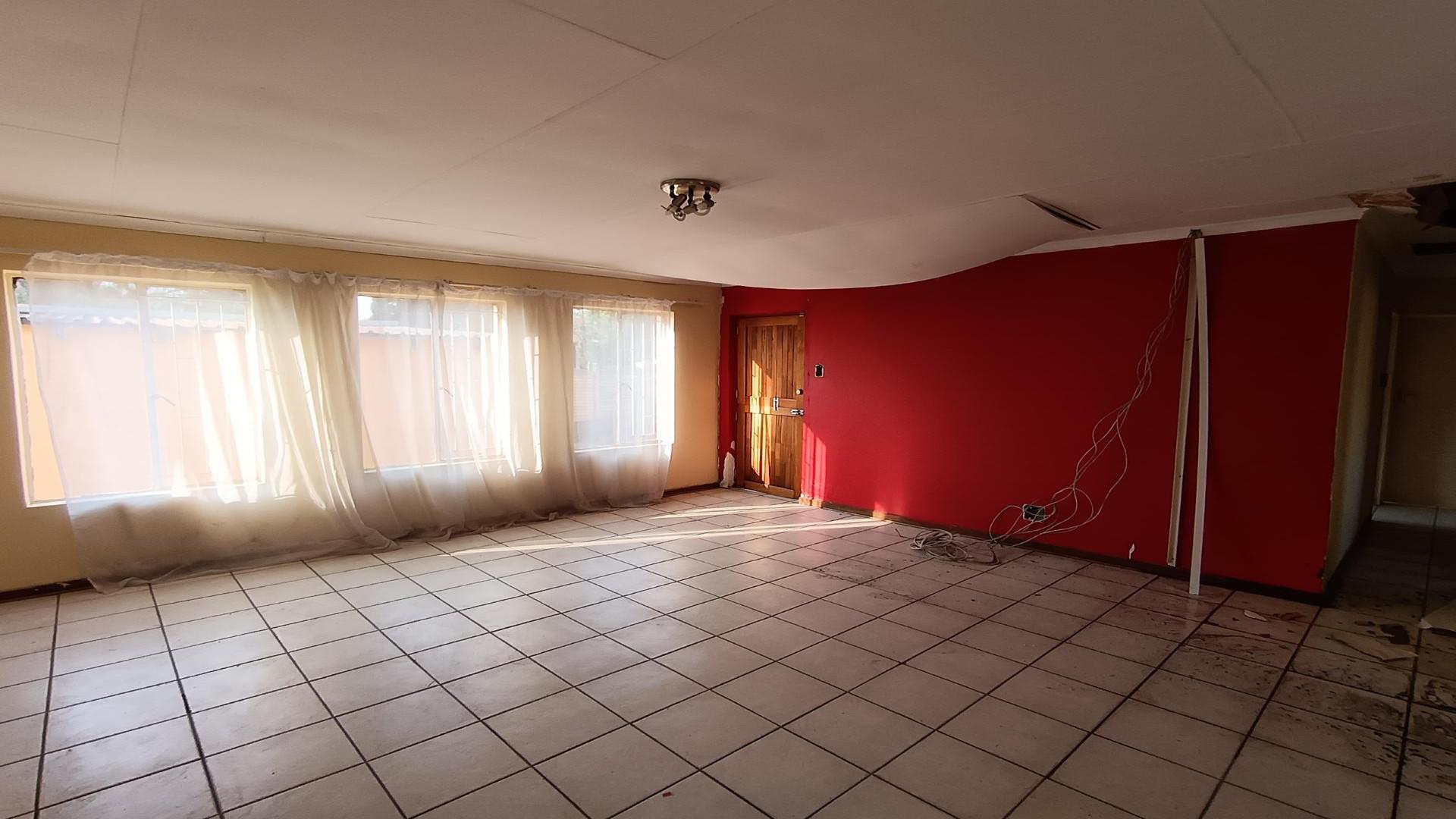 Lounges of property in Esther Park