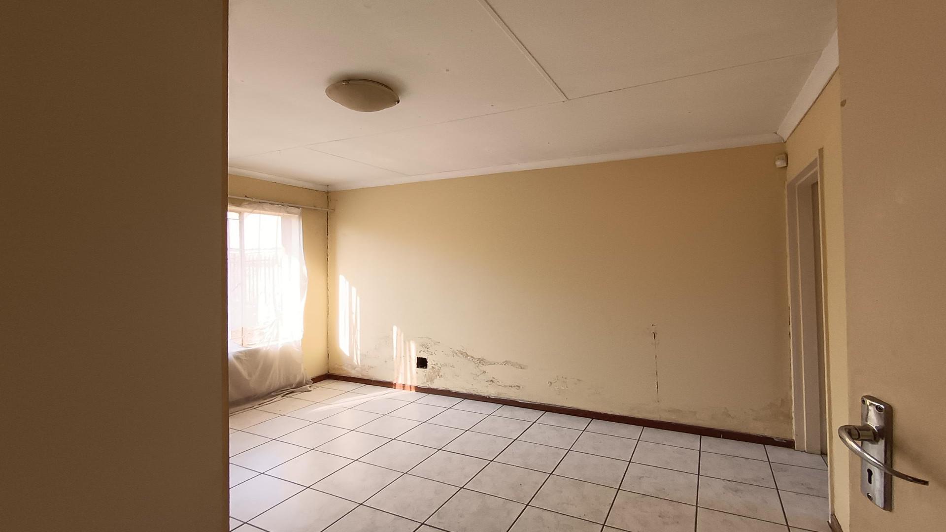 Bed Room 2 of property in Esther Park