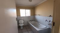 Bathroom 2 of property in Esther Park
