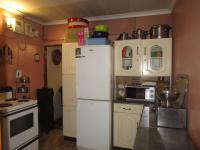 Kitchen - 11 square meters of property in Dobsonville