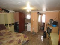 Main Bedroom - 28 square meters of property in Dobsonville