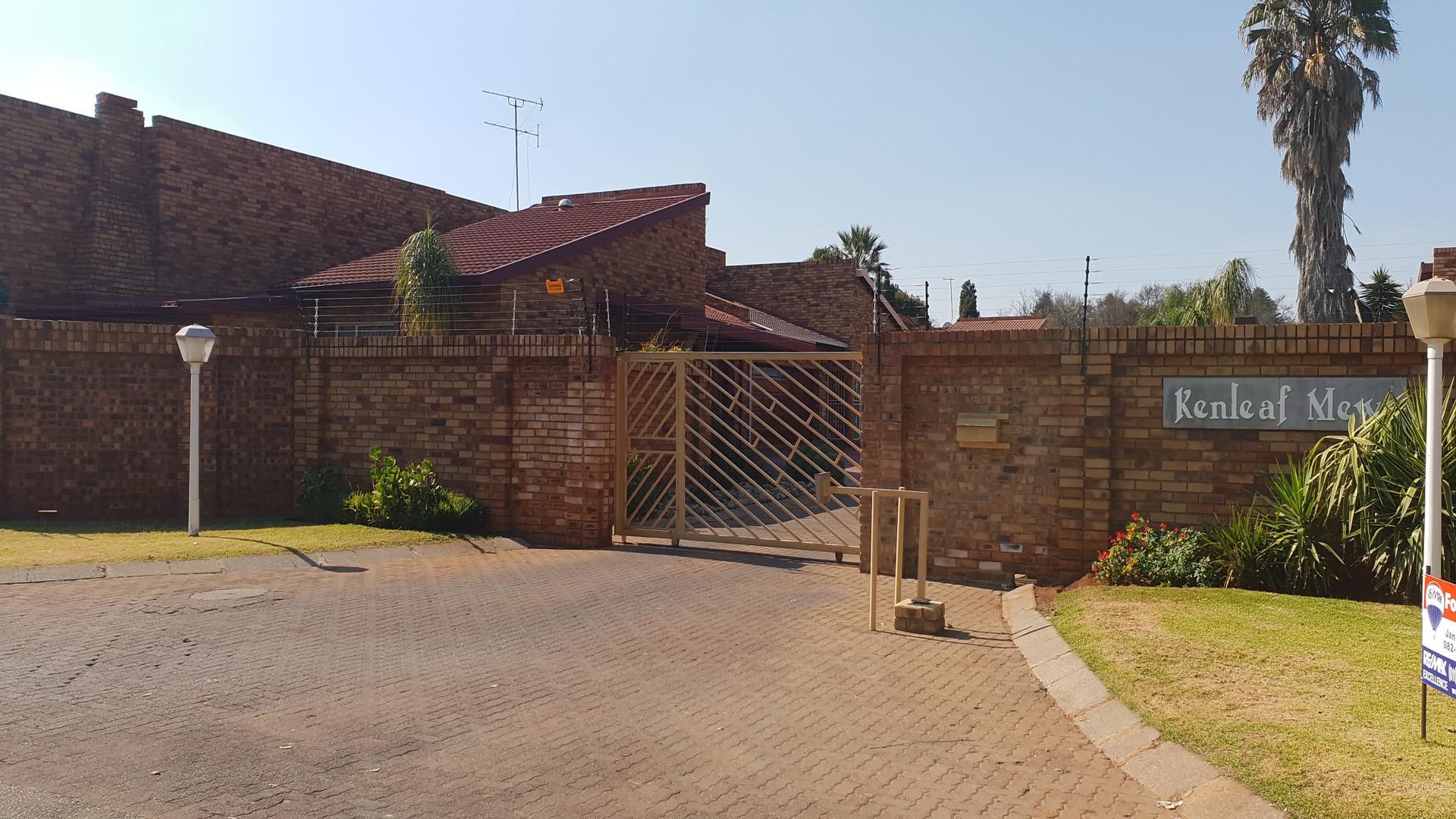 Front View of property in Brakpan