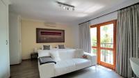 Main Bedroom - 22 square meters of property in Silver Lakes Golf Estate