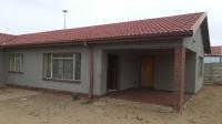 Front View of property in Madadeni