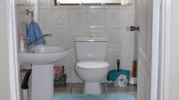 Guest Toilet - 2 square meters of property in Bloemfontein