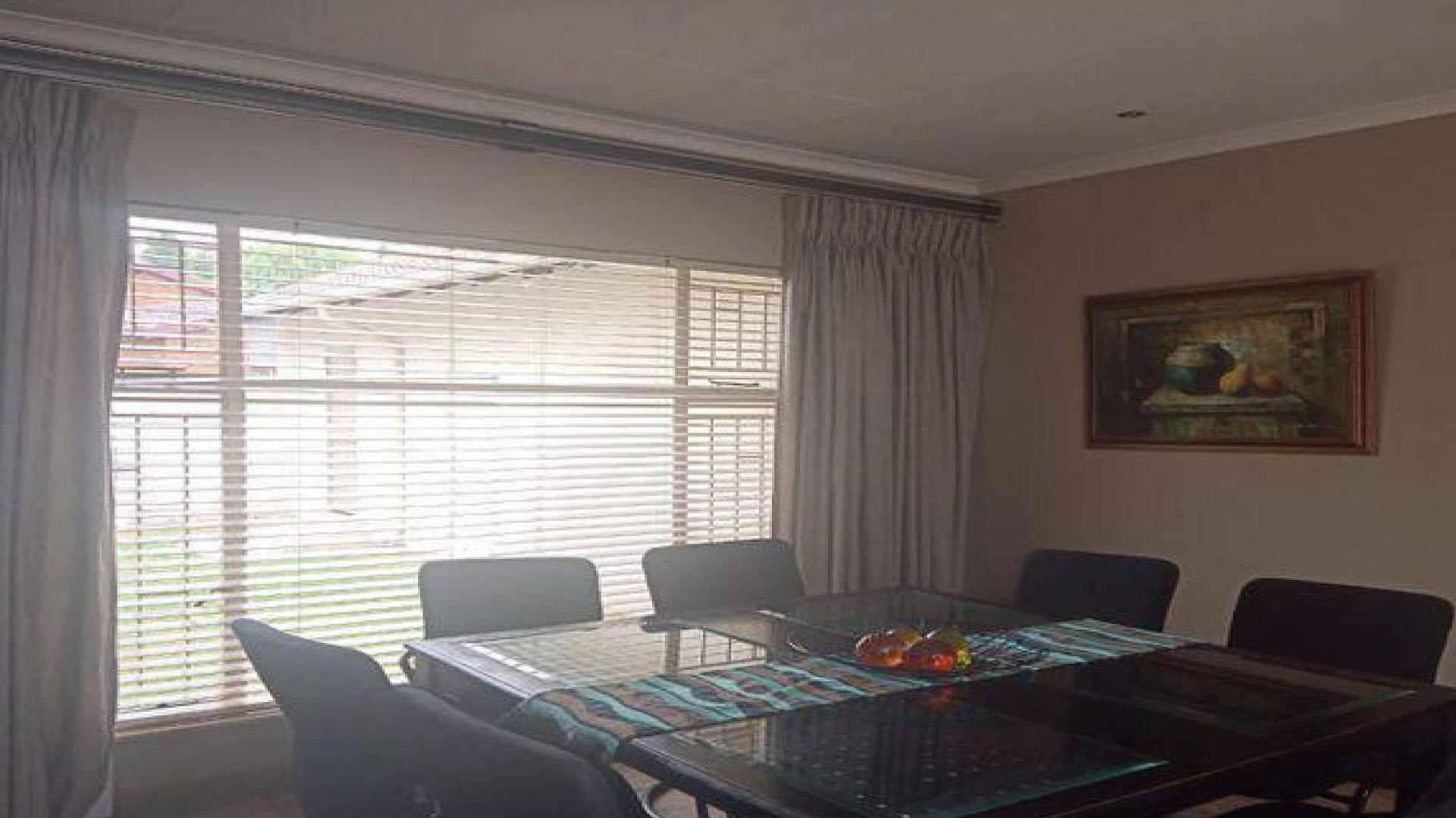 Dining Room of property in Secunda
