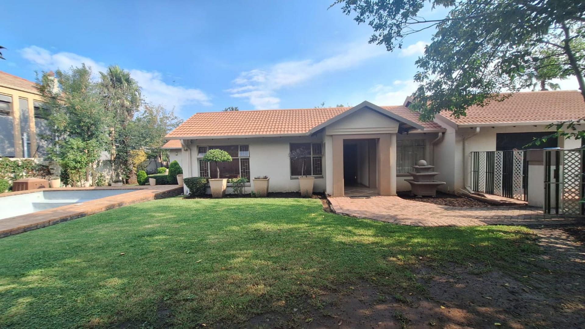 Front View of property in Secunda