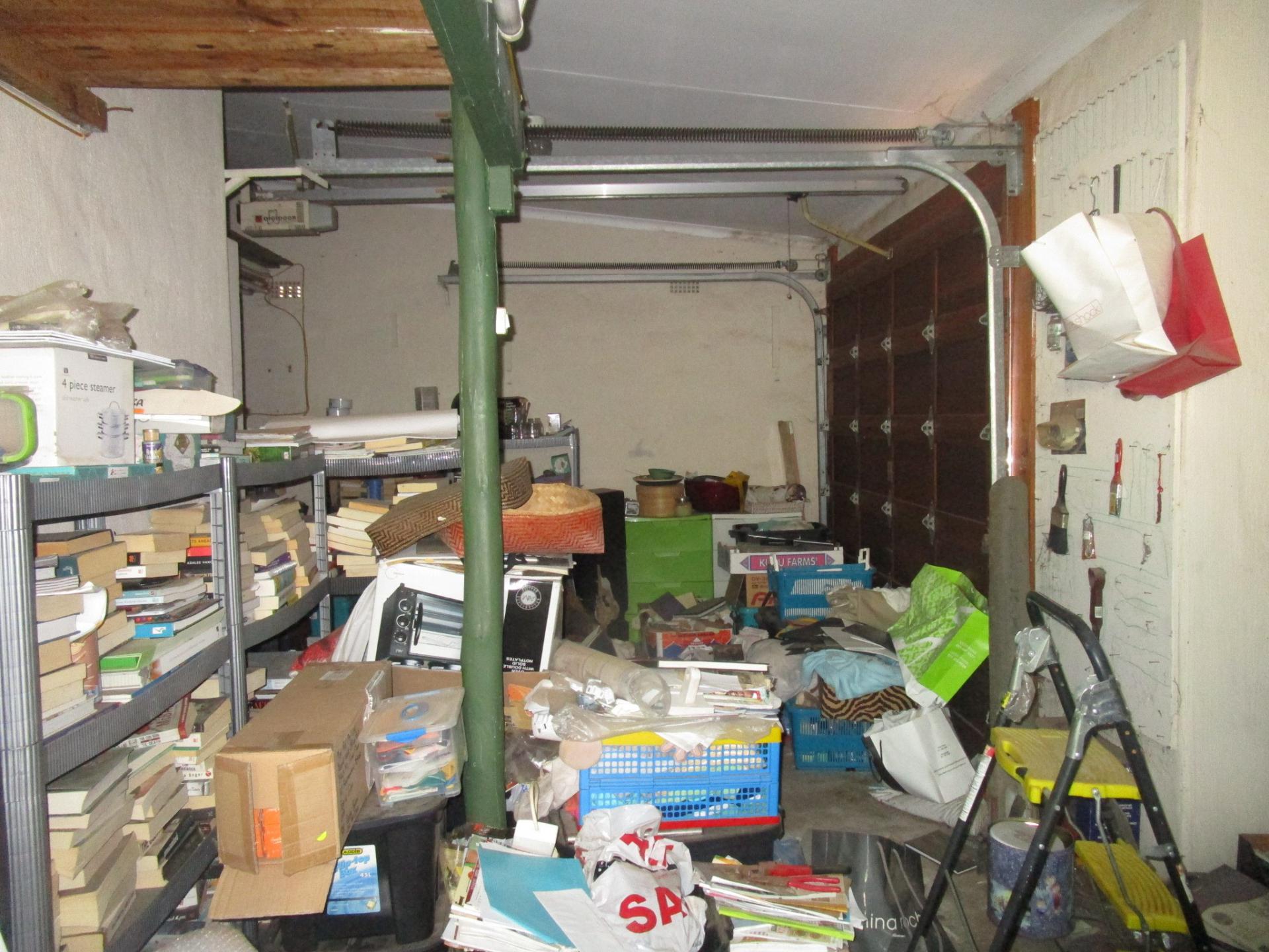 Spaces - 18 square meters of property in Ormonde