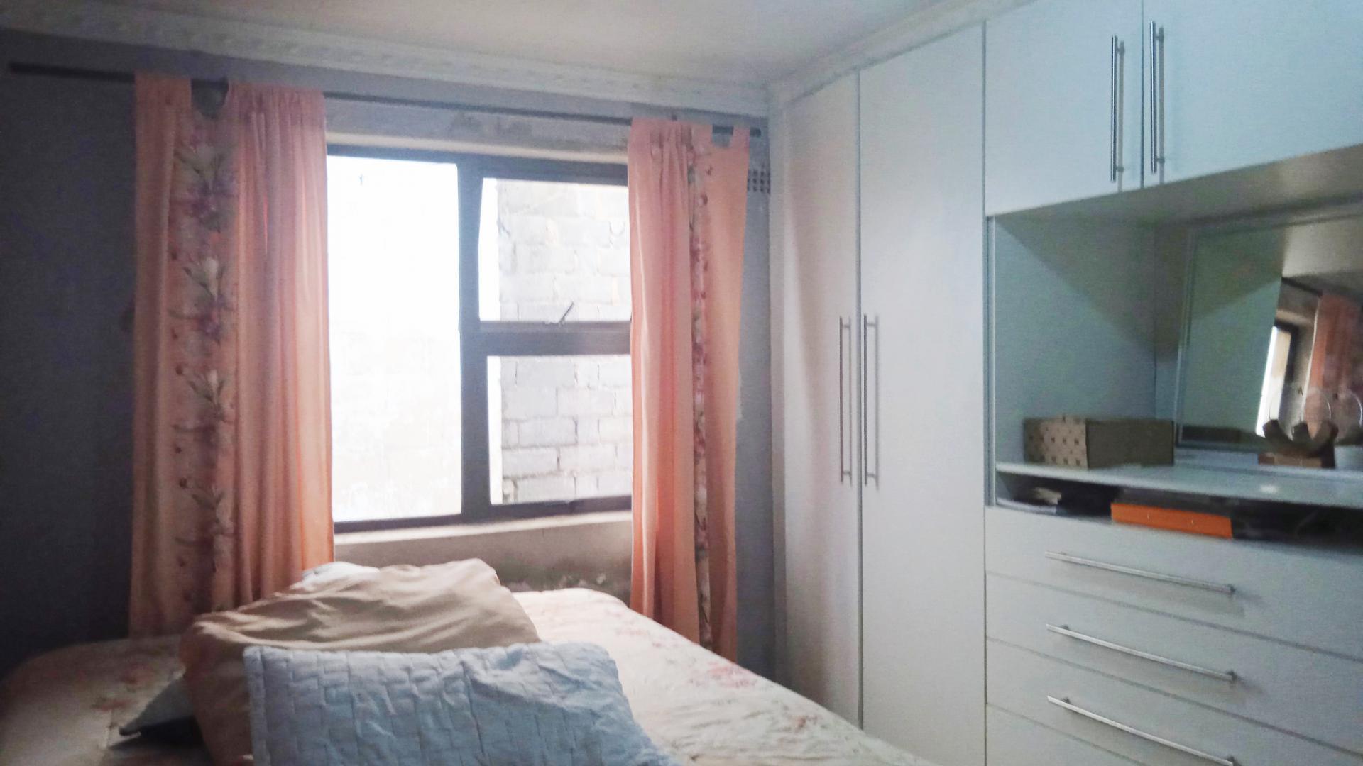 Bed Room 1 of property in Westbury