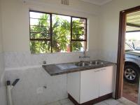 Kitchen - 13 square meters of property in Greenhills