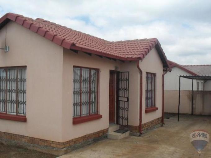 3 Bedroom House for Sale For Sale in Roodekop - MR170889