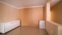 Dining Room - 17 square meters of property in Riamarpark