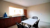 Kitchen - 25 square meters of property in Riamarpark