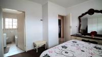 Bed Room 1 - 16 square meters of property in Riamarpark