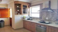 Kitchen - 14 square meters of property in Bendor