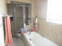 Bathroom 1 - 8 square meters of property in Ennerdale