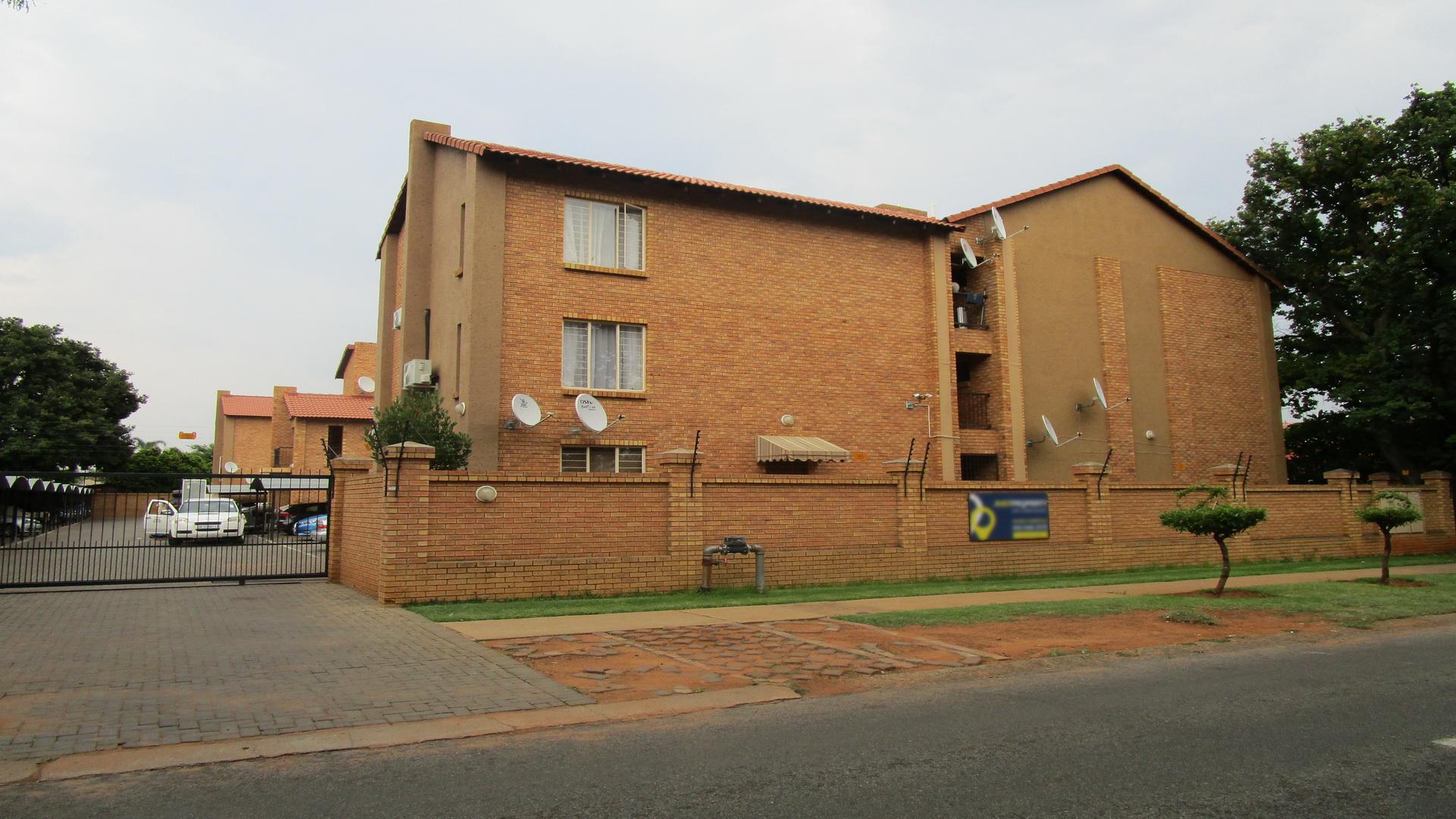 Front View of property in Pretoria North