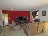 Lounges - 25 square meters of property in Boksburg