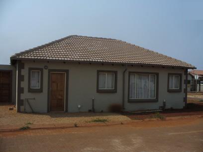 3 Bedroom Simplex for Sale For Sale in The Orchards - Home Sell - MR17289