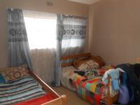 Bed Room 1 - 13 square meters of property in Berton Park