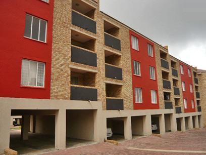 2 Bedroom Apartment for Sale and to Rent For Sale in Roodepoort - Private Sale - MR17313