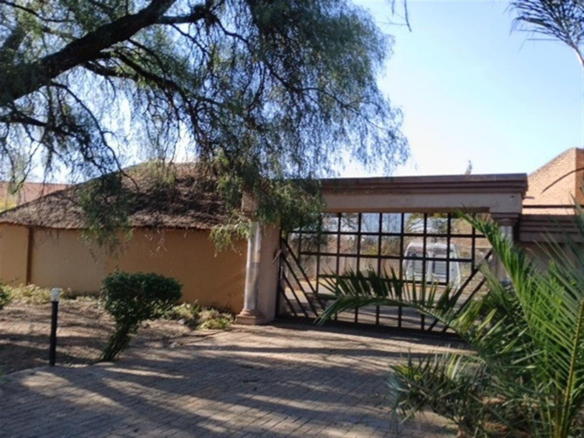 Front View of property in Falcon Ridge