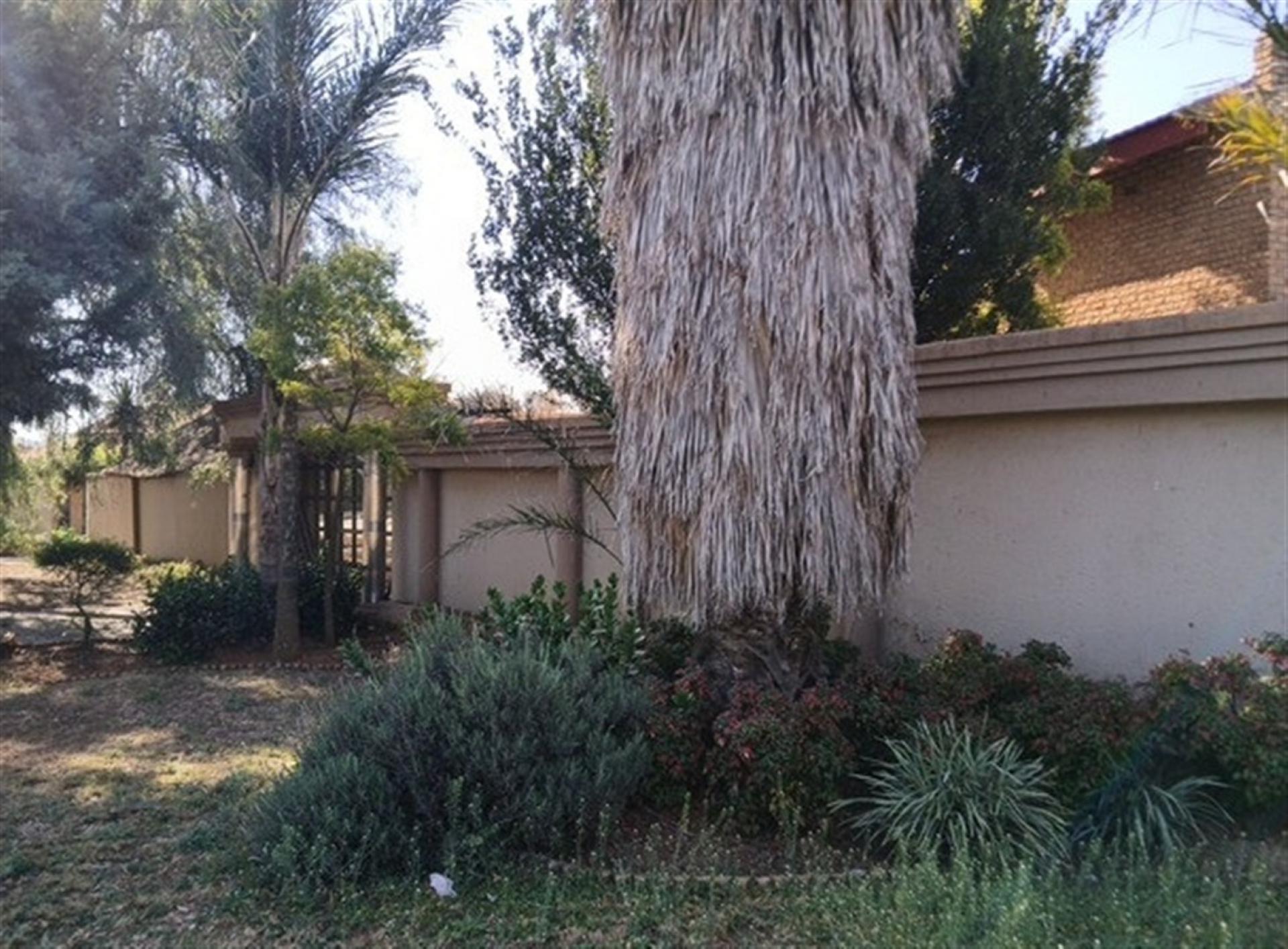 Front View of property in Falcon Ridge