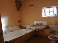 Bathroom 1 of property in Mabopane