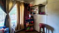 Bed Room 1 - 14 square meters of property in Birchleigh