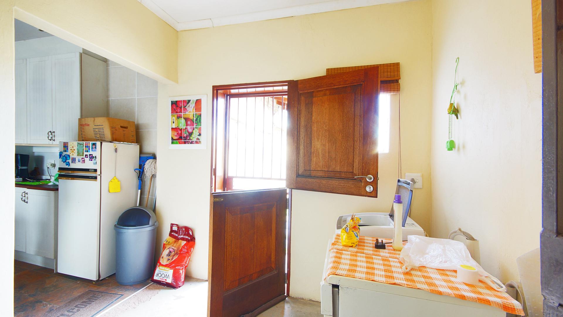 Spaces - 25 square meters of property in Rustenburg